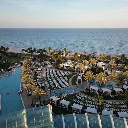 Fontainebleau Resort Balcony W Ocean + Bay View マイアミビーチ エクステリア 写真