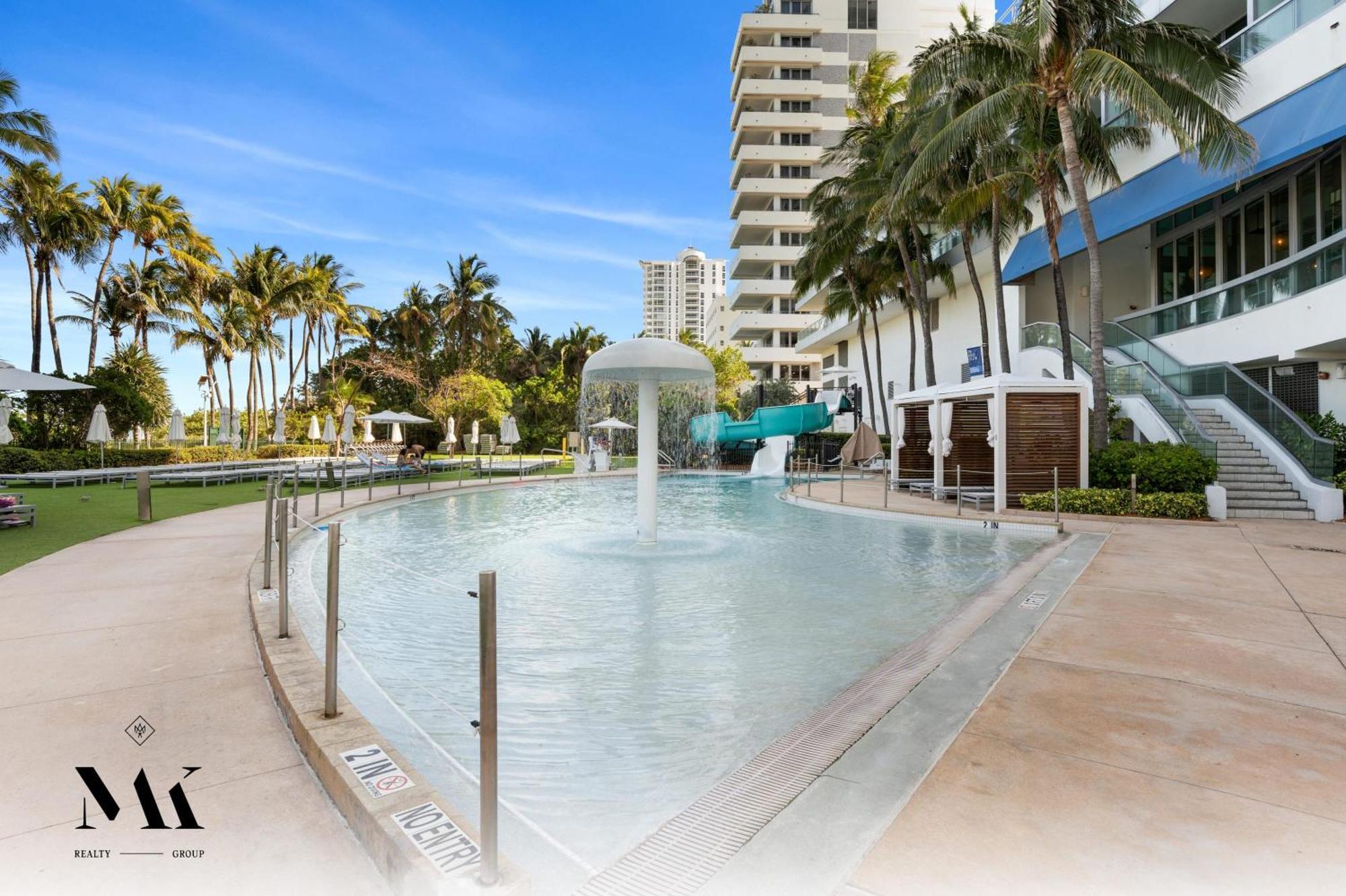 Fontainebleau Resort Balcony W Ocean + Bay View マイアミビーチ エクステリア 写真